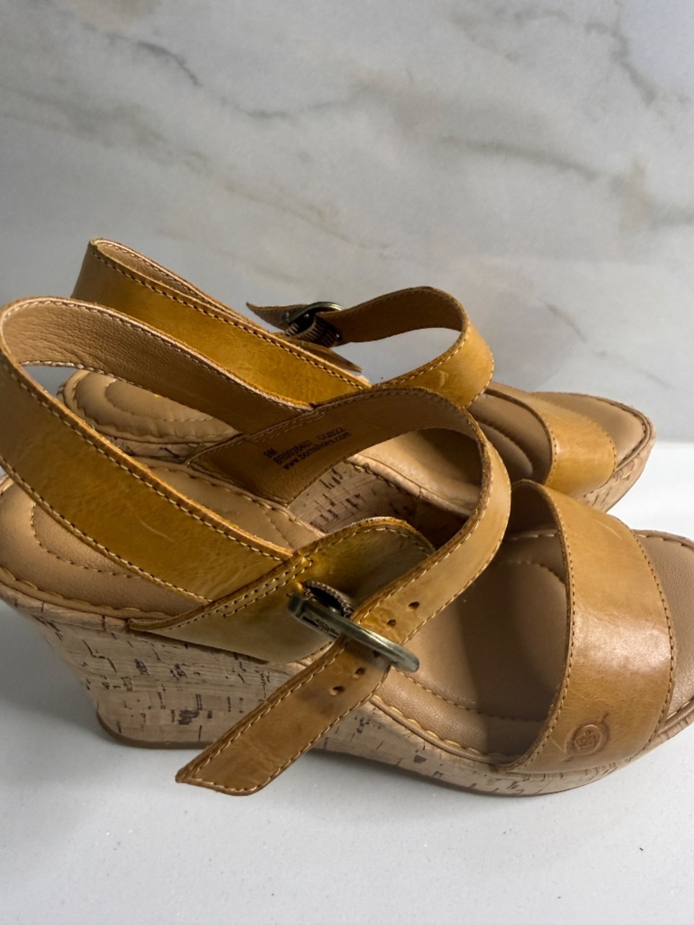 Børn Leather Cork Wedge Sandals Tan Ankle Strap Comfort Heels NWT Size 9 - Picture 7 of 16